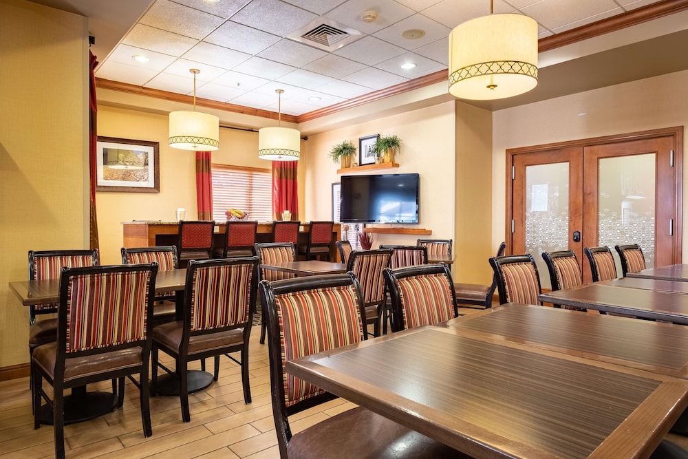 Hampton Inn Richfield - photo 24