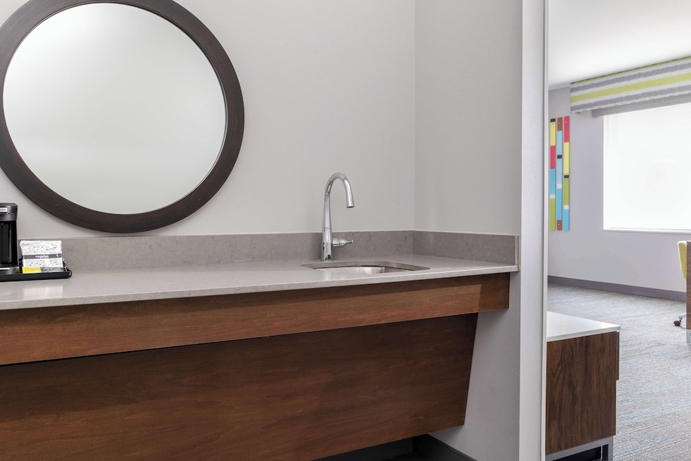 Hampton Inn & Suites Porter Ranch Los Angeles - photo 18