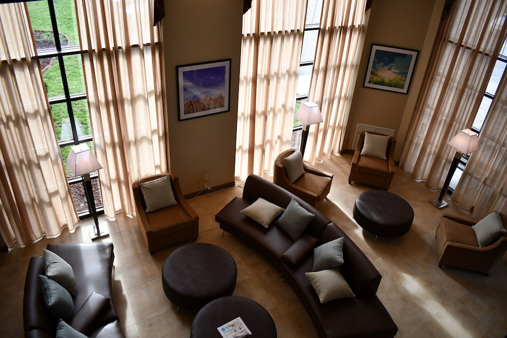 Candlewood Suites Grand Rapids Airport by IHG - photo 26