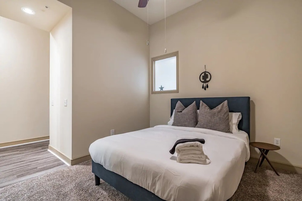 The Luxury Suites of Houston - photo 3