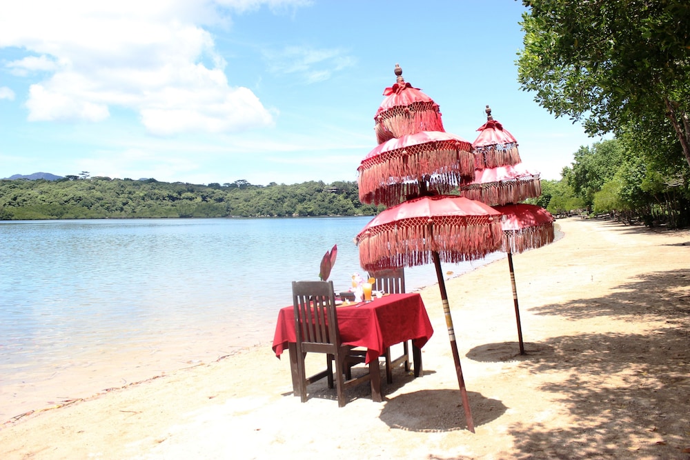 White Sandy Beach Menjangan - last minute hotel in Bali