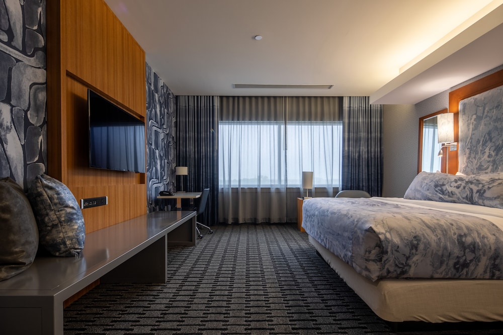 The Hotel at Kirkwood Center - photo 13