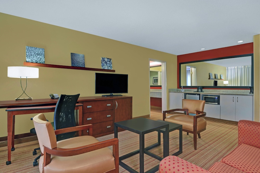 Courtyard by Marriott Shreveport Airport - photo 14