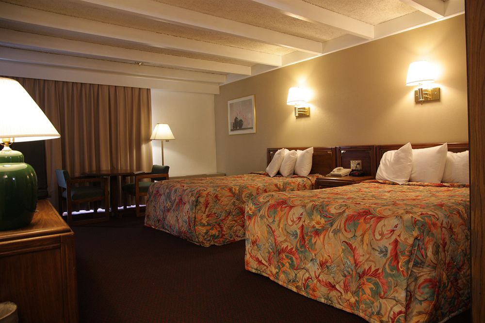 Garden Inn New Stanton Greensburg - photo 6