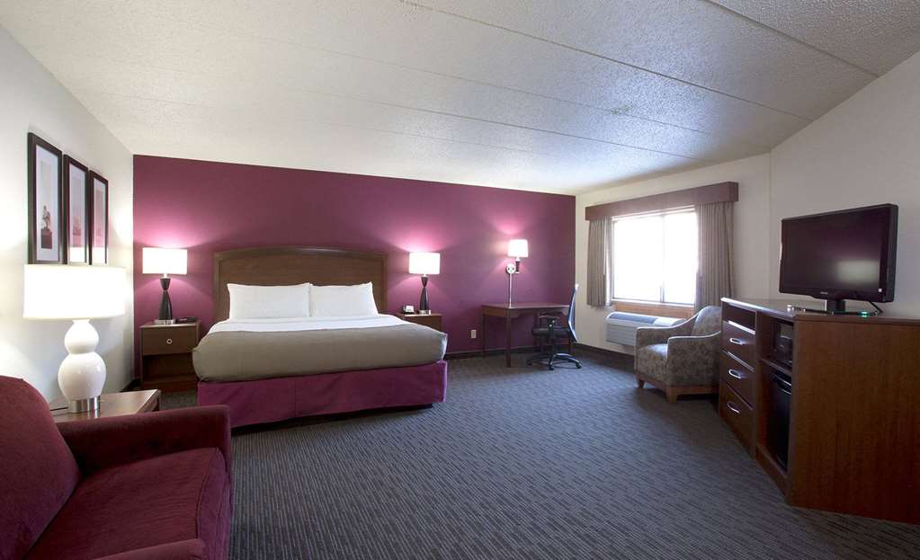 AmericInn by Wyndham Osceola - photo 10