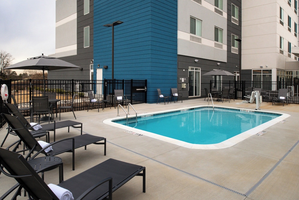 Fairfield Inn & Suites by Marriott Charlotte University Research Park - photo 23