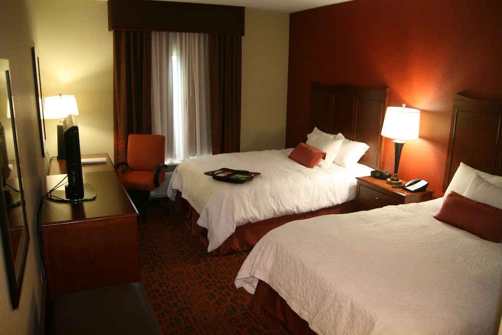 Hampton Inn Tomah - photo 14