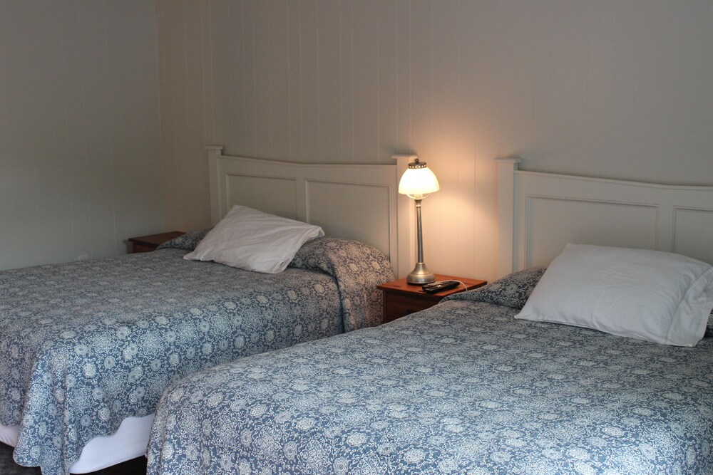 Catskill Seasons Inn - photo 30