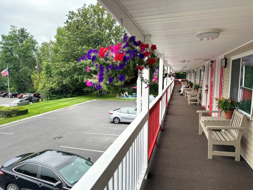 Cozy Corner Motel - photo 34