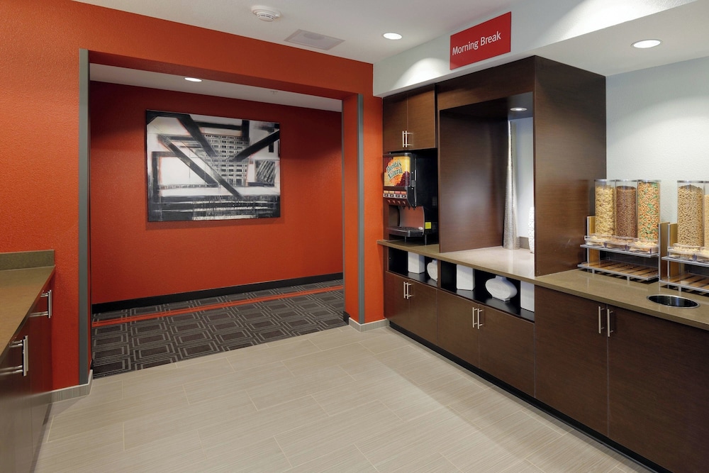 TownePlace Suites Springfield - photo 26