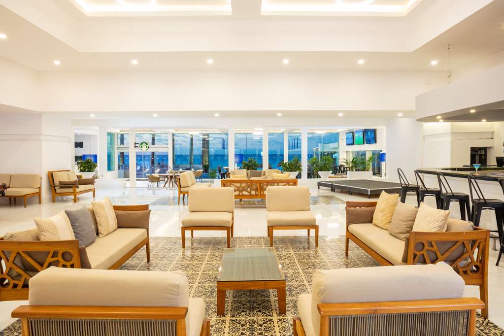 Lobby Bar