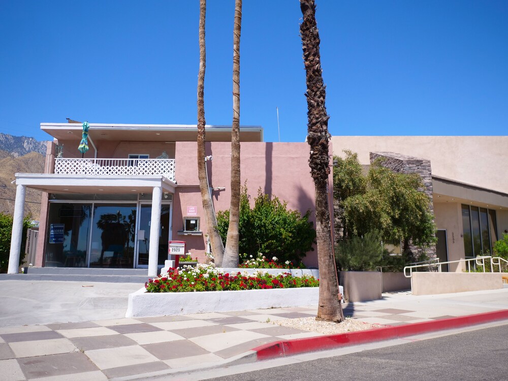 Inn at Palm Springs - photo 42