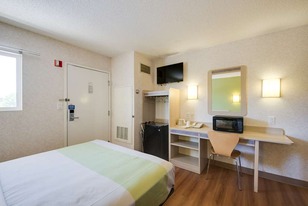Motel 6 Statesville NC - photo 13