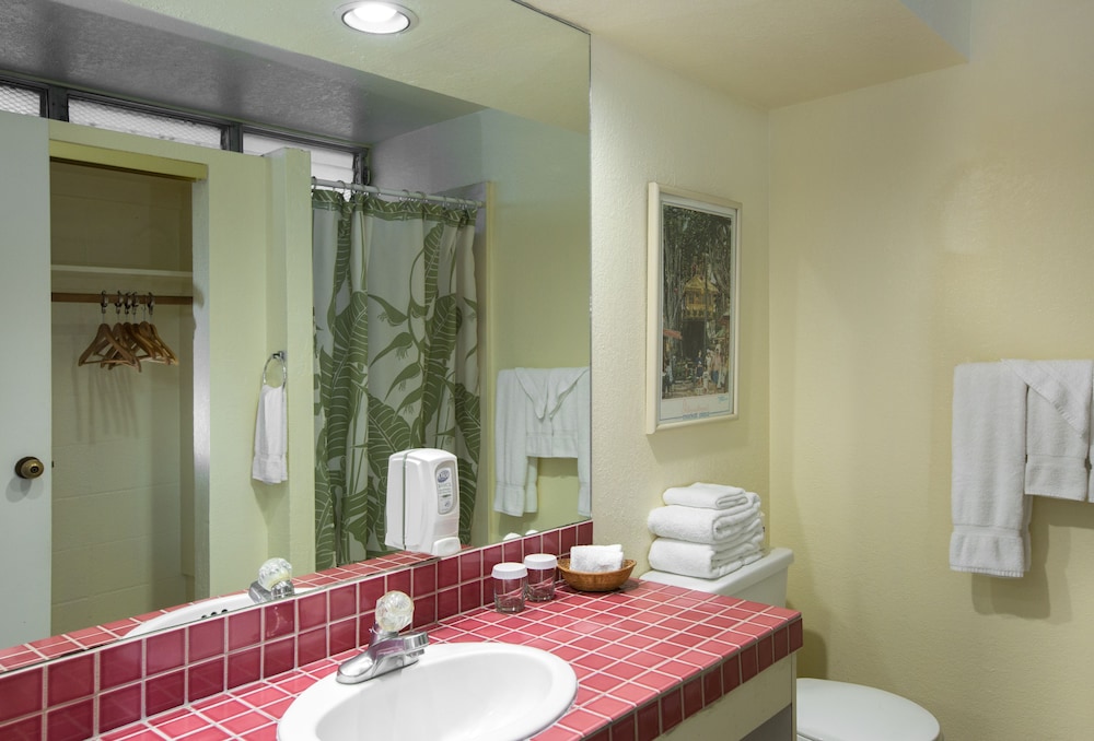 Kuhio Banyan Club - photo 33