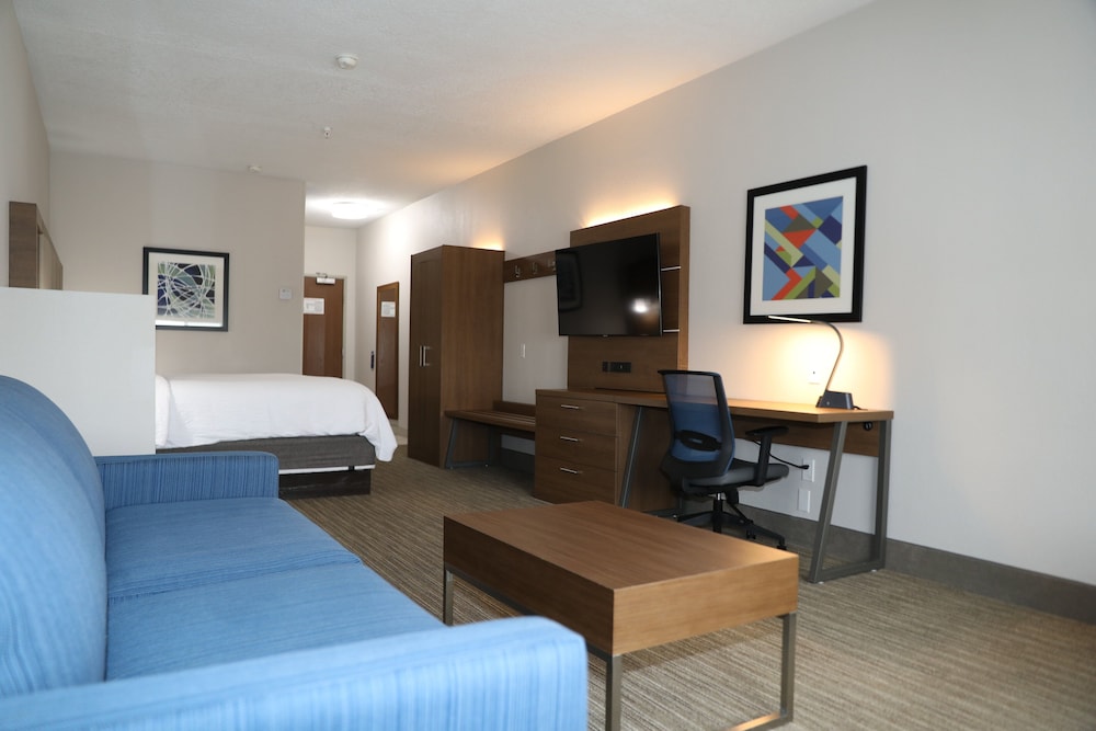 Holiday Inn Express Hotel & Suites Albuquerque Airport by IHG - photo 9