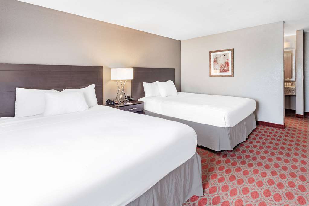 Baymont by Wyndham Brooklyn Center - photo 21