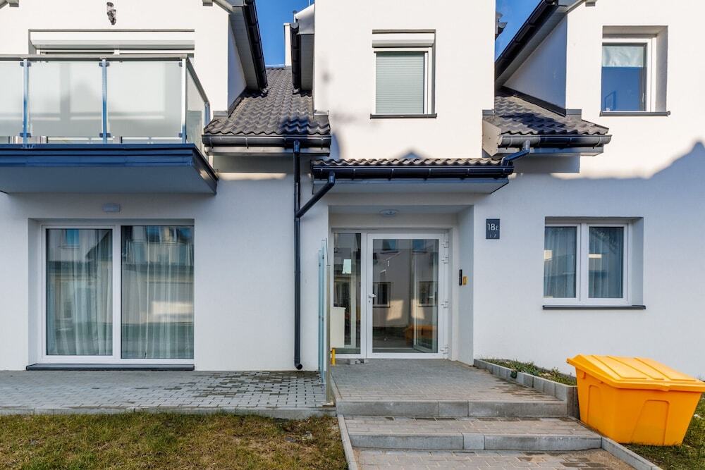 Resort Kropli Bałtyku Apartments by Noclegi Renters — 4-Star Luxury Hotel in Darlowo, Poland