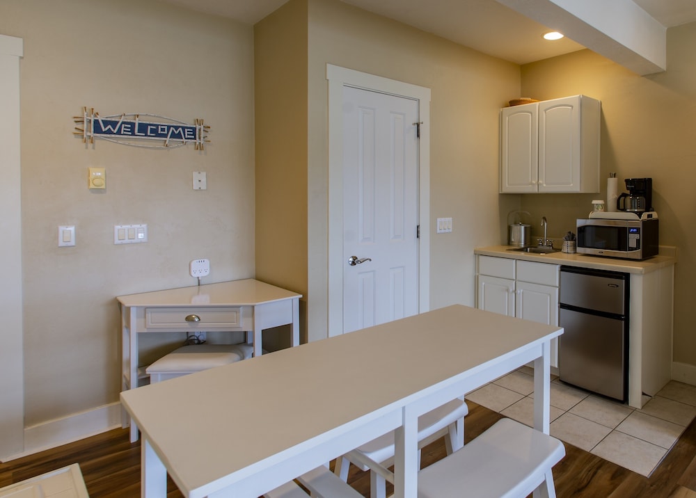 Edgewater Resort - photo 61
