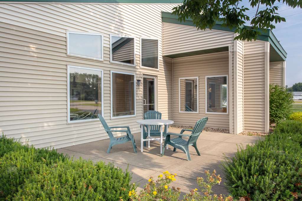 AmericInn by Wyndham Boscobel - photo 47
