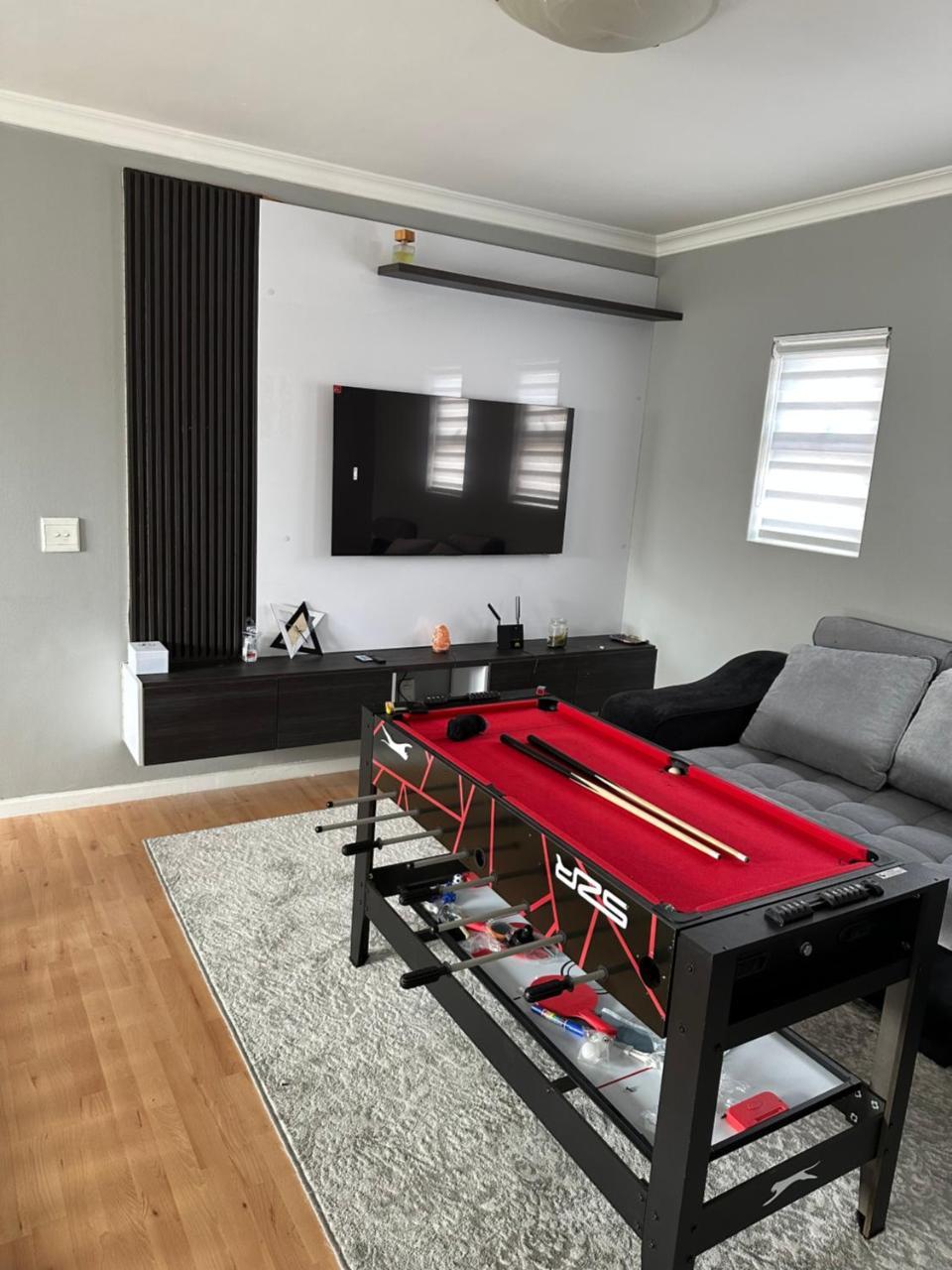 YA Eagle Wings Self Catering Shared Single room Apt B