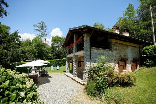 Villetta con Giardino Wifi Dogs Allowed — hotel in Biella