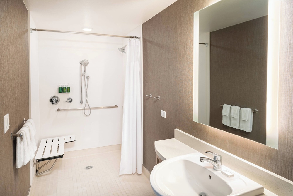 SpringHill Suites by Marriott Irvine Lake Forest - photo 15