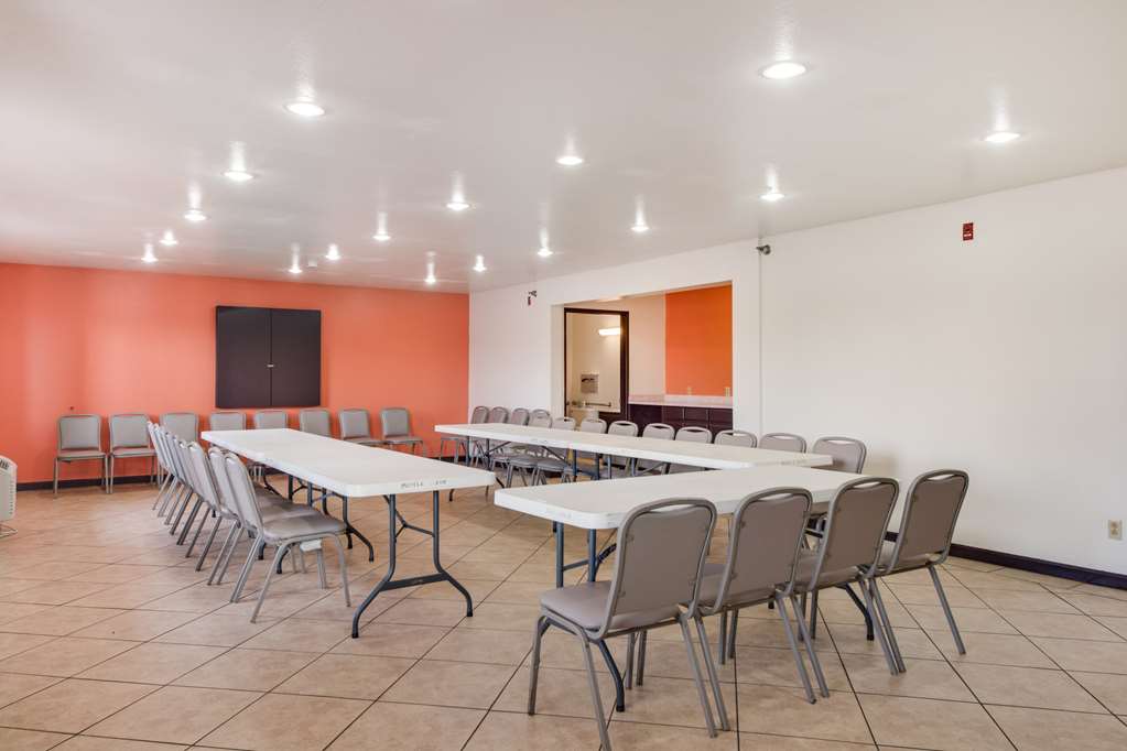 Motel 6 Brownsville TX North - photo 27