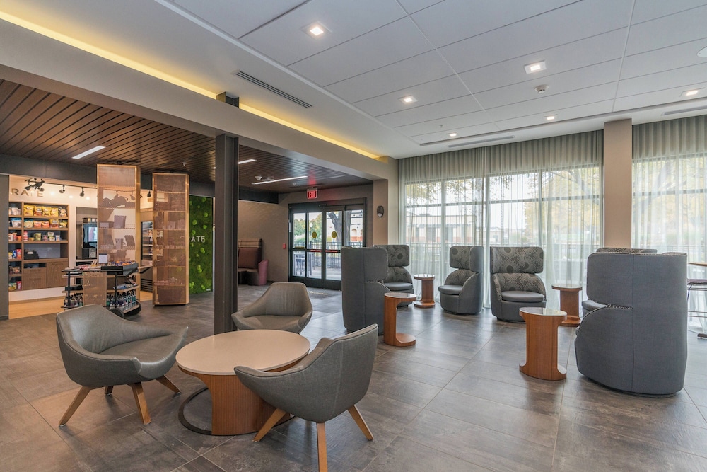 Courtyard by Marriott West Springfield — West Springfield — photo 3