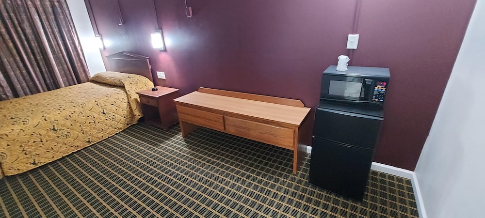 Boone Trail Inn - photo 13