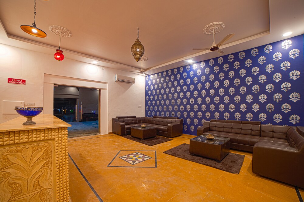 Desert Drop in Jaisalmer, India