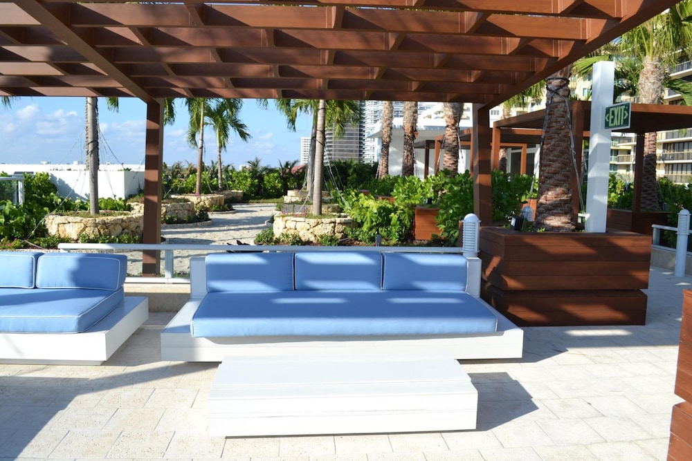 Grand Beach Hotel Surfside West - photo 17