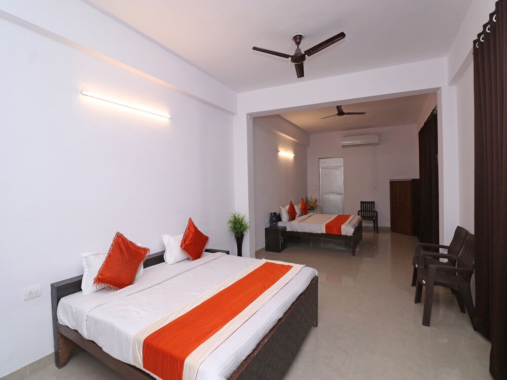 OYO 23165 Raghav Resort — hotel in Unnao