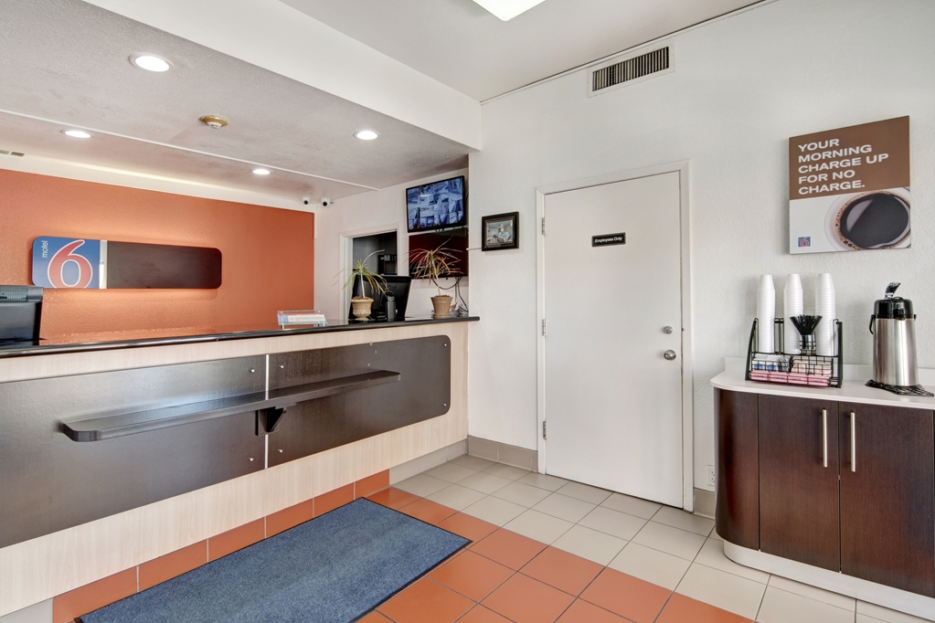 Motel 6 Dallas TX Forest Lane - photo 29