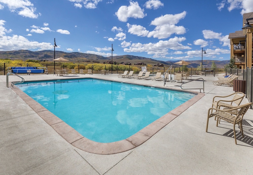 WorldMark Granby Rocky Mountain Preserve - carbon neutral hotel in Granby