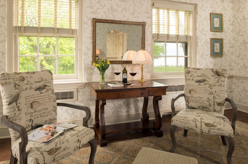 Great Oak Manor - photo 17