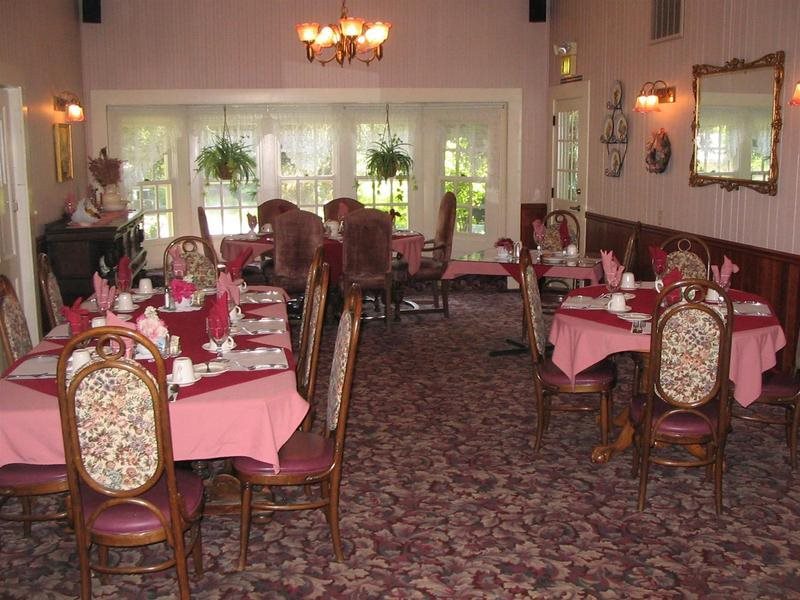 Prospect Historic Hotel Bed & Breakfast Motel and Dinner House — hotel in Prospect