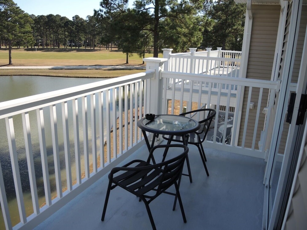 Golf Resort Villa 2607 with Family Friendly Outdoor Pools Onsite by RedAwning - photo 38