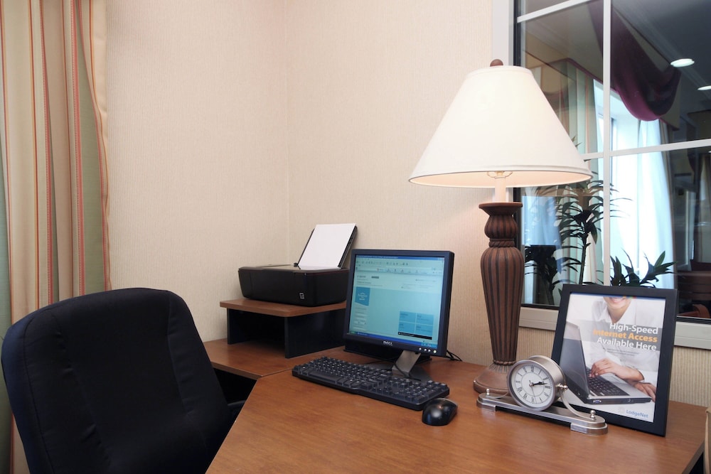 Fairfield Inn by Marriott Scranton - photo 21