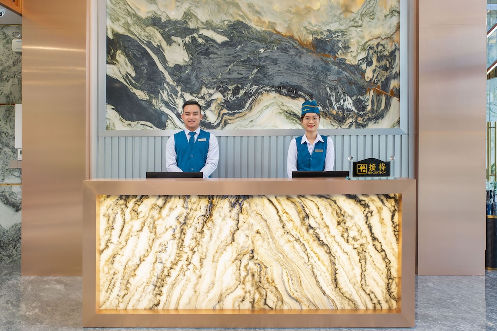 Calix Hotel — Da Nang — photo 2