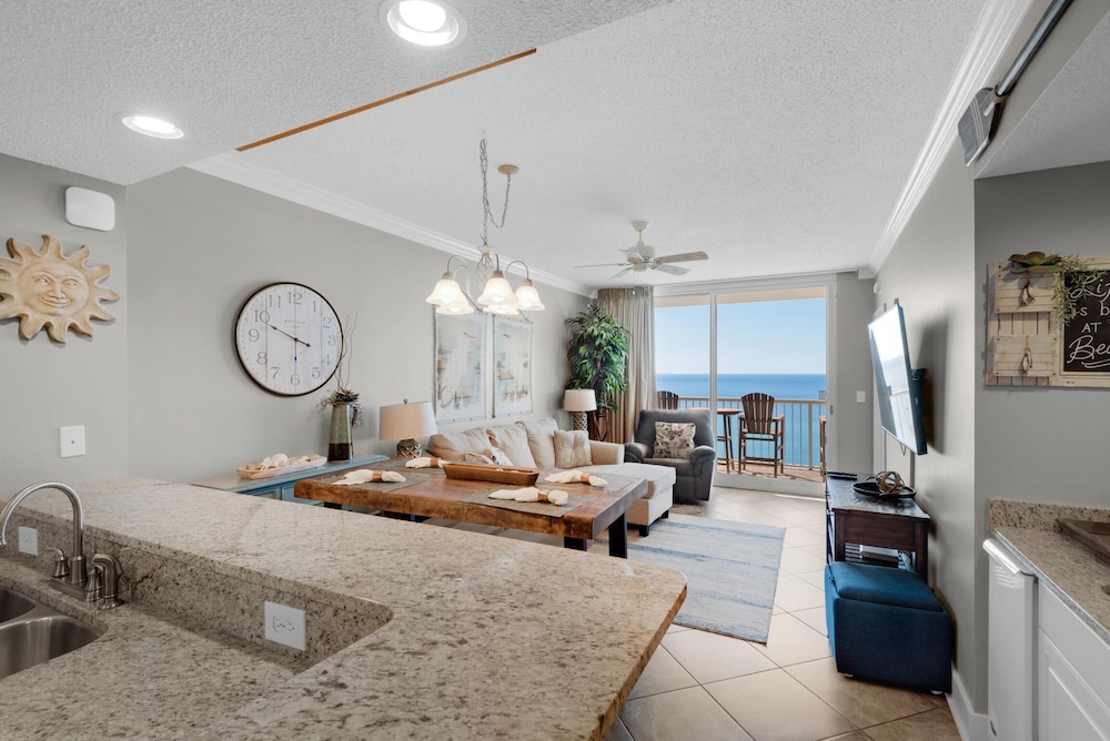 Majestic Beach Towers 2 1005 - photo 19