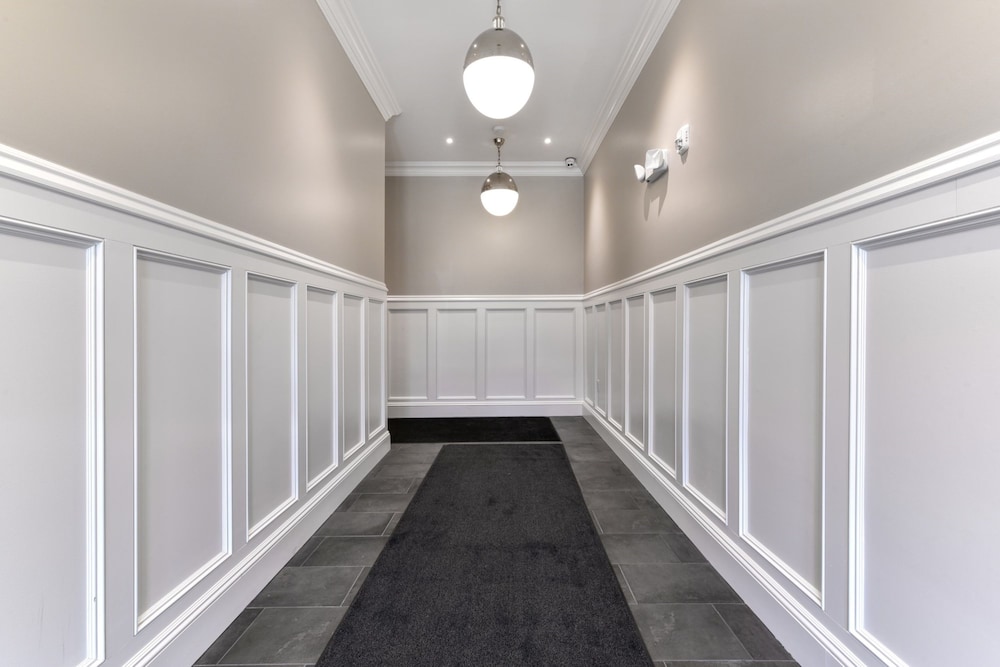 Global Luxury Suites at South Boston - photo 19