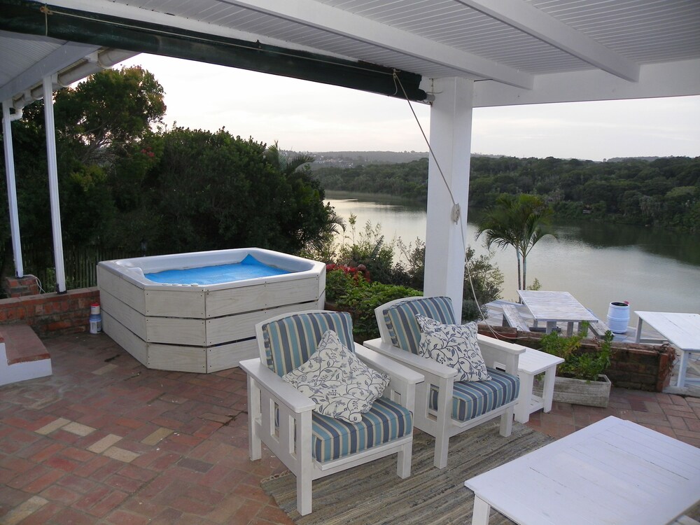 Blue's Guest House — 4-Star Luxury Hotel in East London, South Africa