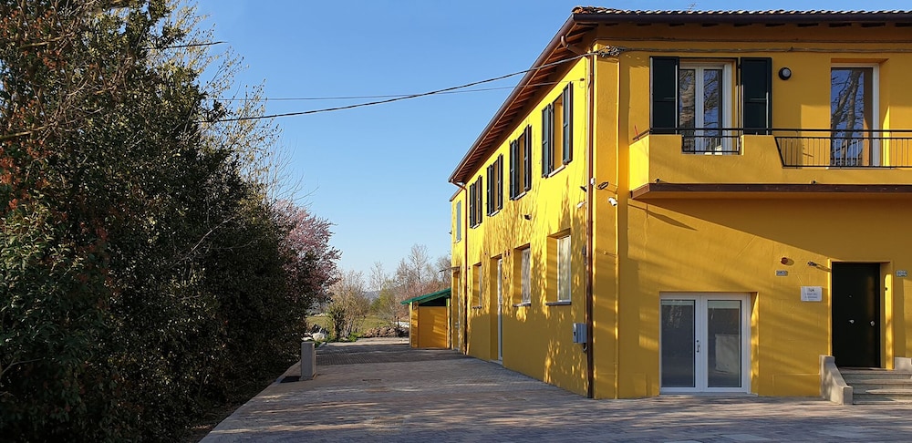 Casadelfalegname — hotel in Castel San Pietro Terme