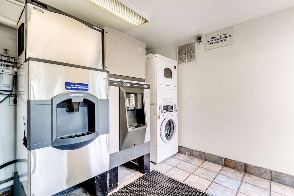 Motel 6 Linthicum Heights MD BWI Airport - photo 22