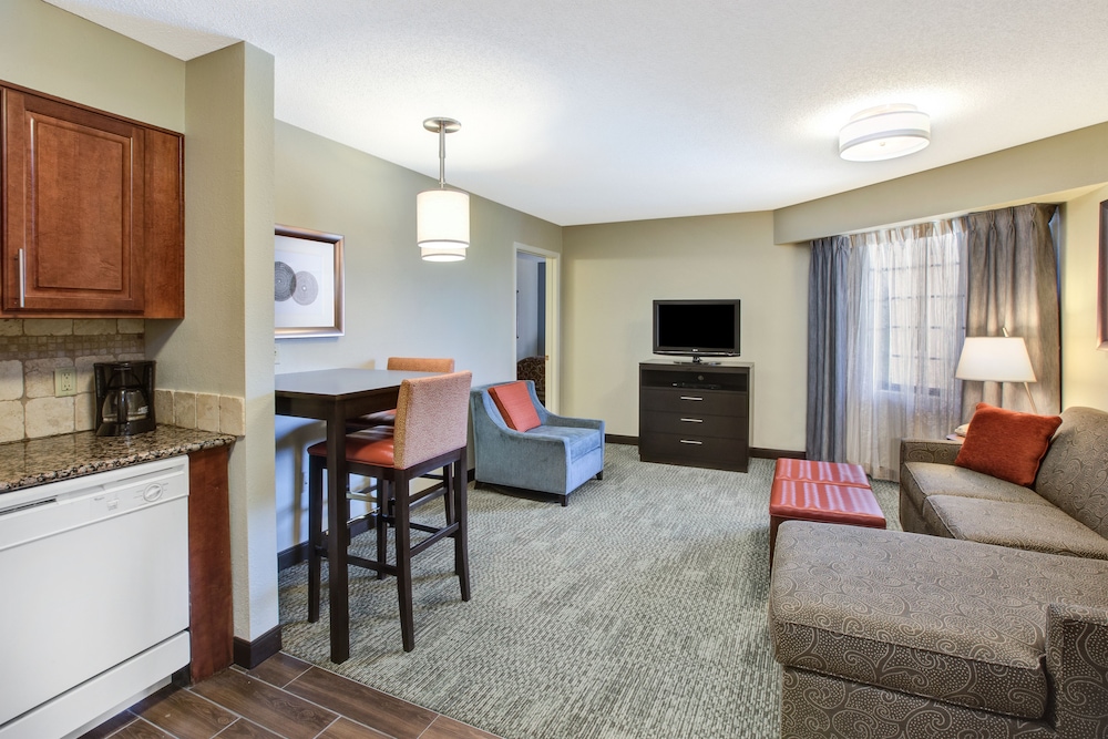 Staybridge Suites Louisville East by IHG - photo 16