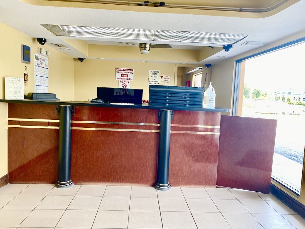 Regency Inn - carbon neutral hotel in Fern Park