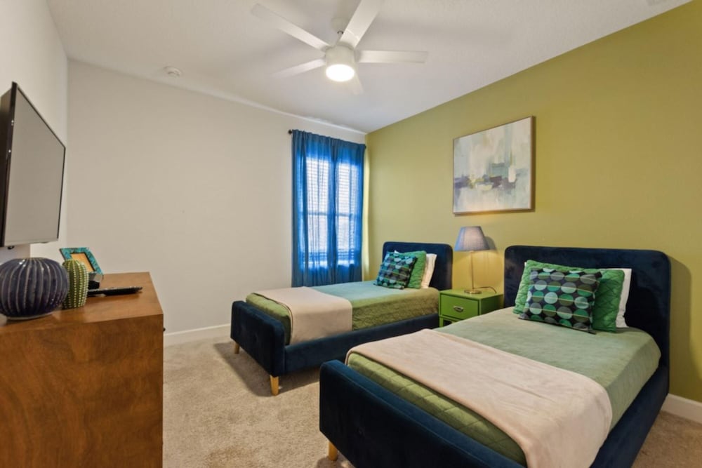 Coral Eagle at Solterra Resort by Shine Villas 415 - photo 4