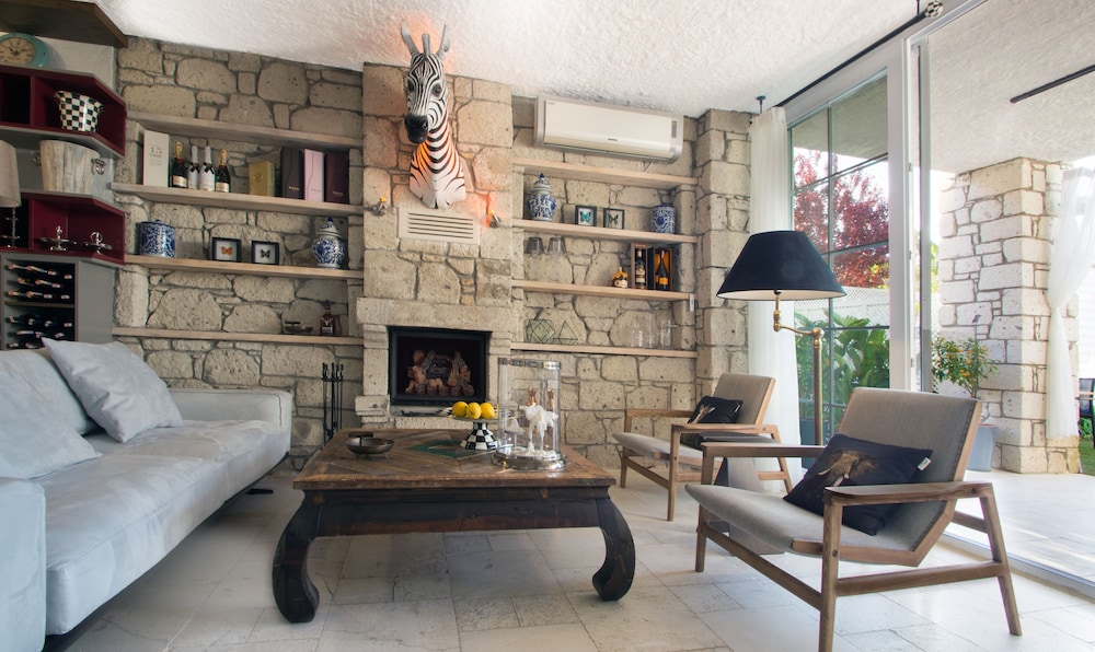 The Six Alaçatı Hotel — Cesme — photo 2