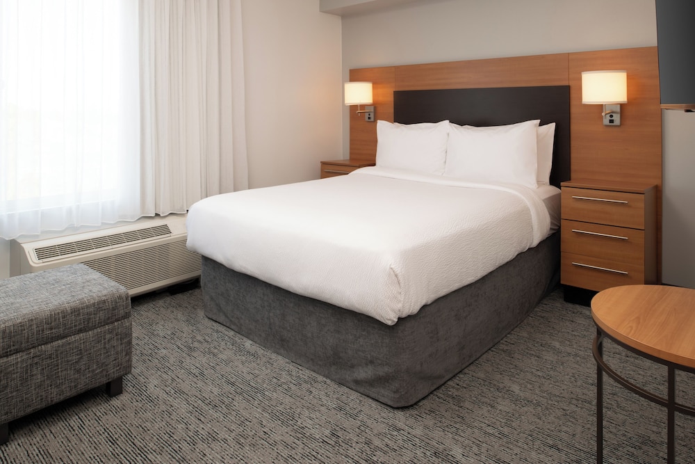 TownePlace Suites by Marriott Lancaster CA - photo 19