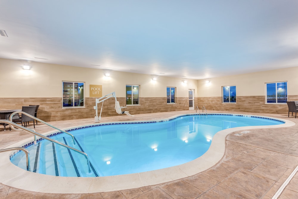 Candlewood Suites Bethlehem South by IHG - photo 14